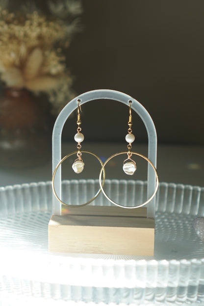 nalu freshwater pearl hoops