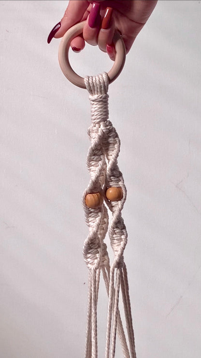 spiral 2 macrame plant hanger - white